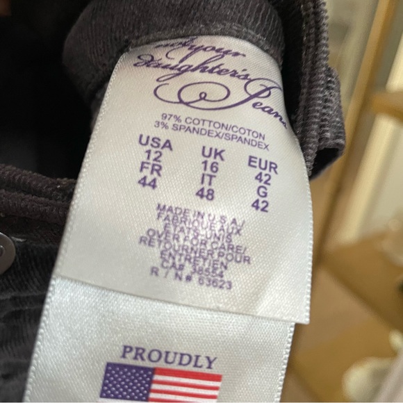 NYDJ Women’s Plum Corduroy Straight Leg Jeans - Picture 7 of 7